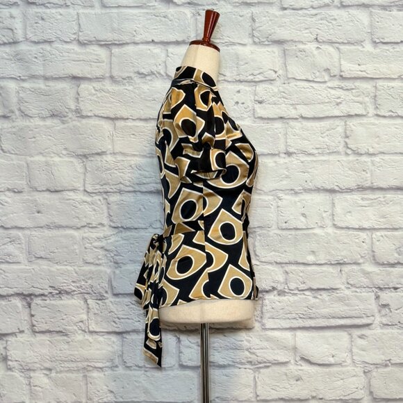 Diane Von Furstenberg Silk Black & Gold Wrap Blouse - Picture 3 of 10